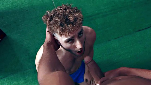 Black eager jock fucks ass of gym bottom after deepthroating