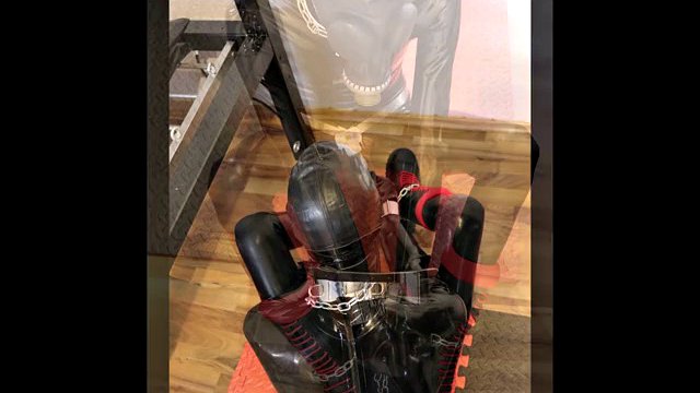 rubber & chastity fitness