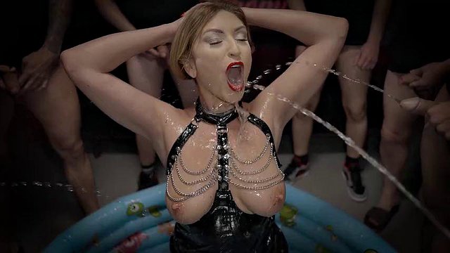 Sexy Cougar Loves Interracial Cocks in Gangbang Bukkake Ggg John Thompson