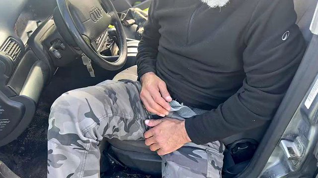 BLOWJOB IN THE CAR - I WANT TO SUCK YOUR COCK HERE AND NOW, CUM IN MY MOUTH