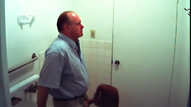 Slut in the bathroom sucks dick in the toilet