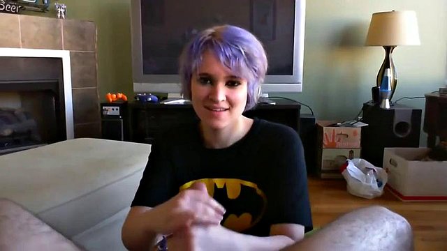 18 años de edad emo adolescente tragando semen