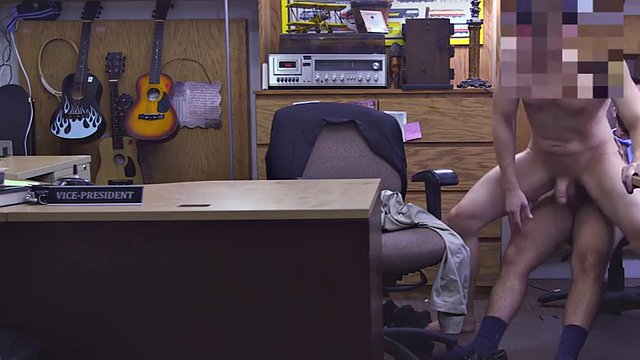 Pawnshop boss fucks muscled gay in the ass in meeting room
