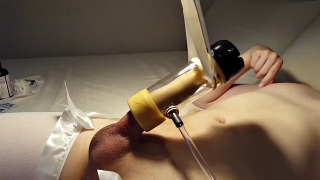 Cute femboy cums in a milking machine 3