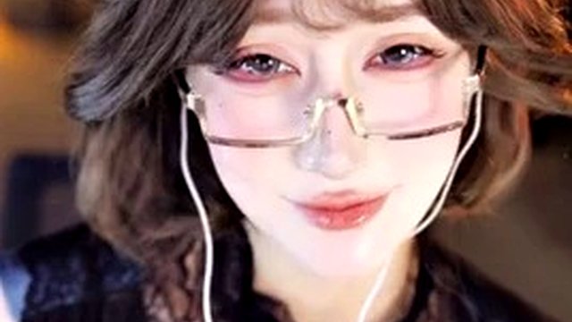 Zhang Ailing aily ASMR after evening self-study (no highlights)