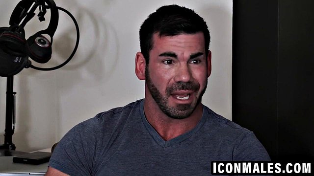 Billy Santoro Slams Cade Maddox's Big Cock Aggressively