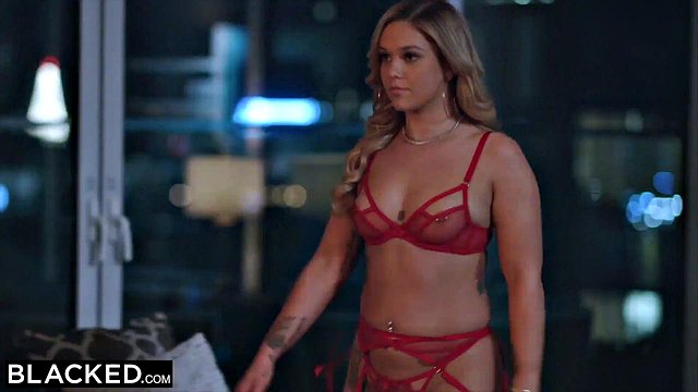 BBC-Craving Chubby Blonde Kali Roses Takes Brutal Anal