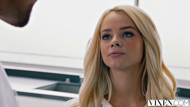 Blonde Elsa Jean Gets Pounded Hard on Sizzling Lunch Date: Deep-Throat Blowjob, Babe Action