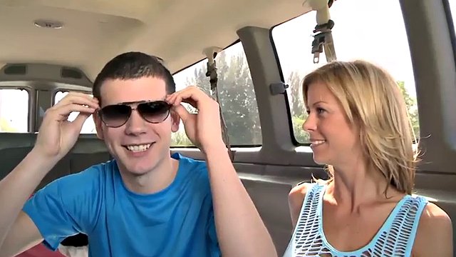 Straight jock enjoys 1st gay experience