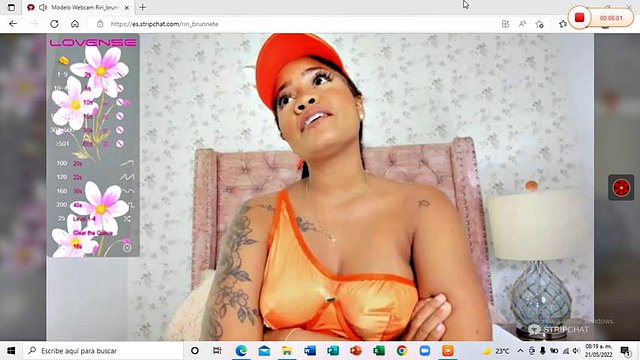Sexy Cosplay Foxxy Brunette: Big Tits, Big Ass & Blowjob Porn