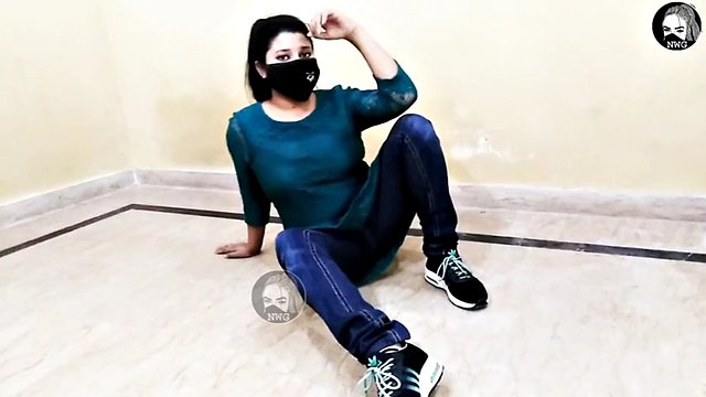 Kothy Uty Suti San full of sexy mujra dance on pakistani saba