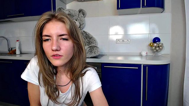 hot sexy dancing babe: Big Ass, Blonde & Hottie Porn