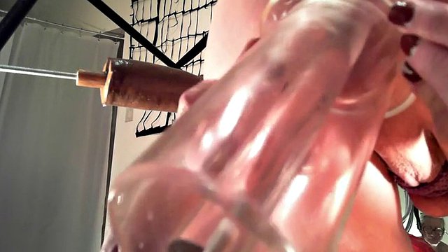 Fucking machine 1 is a dildo