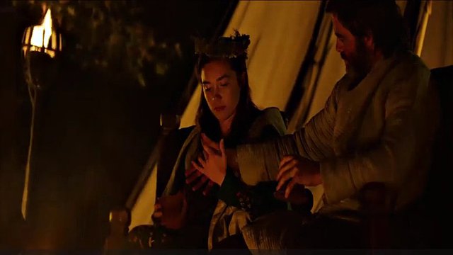 Florence Pugh nude & perky nipples