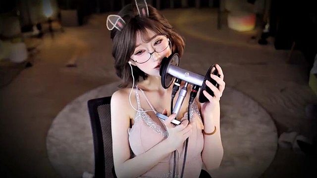 Jilly ASMR Fan Festival Teil 8: Big Tits, Blowjob & Asian Porno