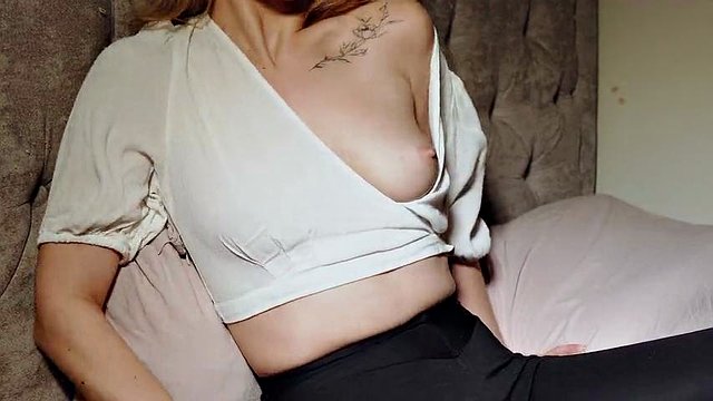 MY FIRST NIPPLE ORGASM! Two orgasms in a row!