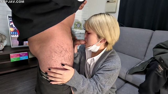 [God's timing decision] [I have Yarra in front of my sister...] My sister gives blowjob in front of her sister and ends