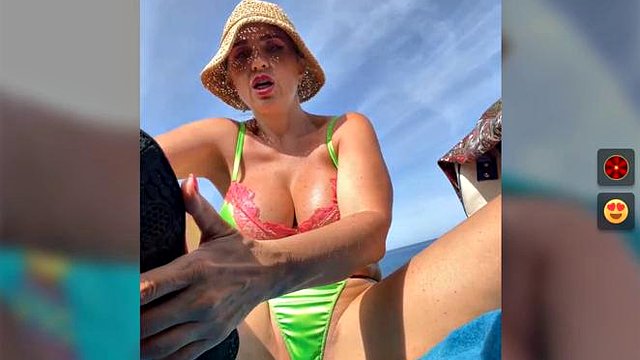 Alimela på strandspill fitte og faen dildo å sprute PT4