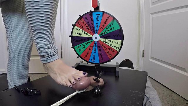 MilkingMomXH Stuffs 30cm Dildo into Her Husband's Meaty Cock in BDSM