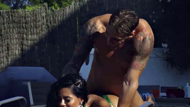 Big booty latina milf fucked outdoors