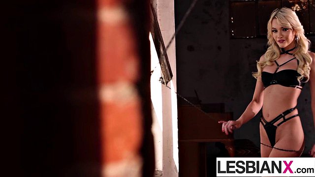 LESBIANX - Bombshells Juicy Lesbian Pussy Eating Spree