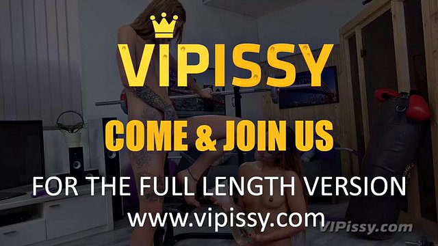 Vipissy - pouvez-vous m'aider - le pipi lesbien