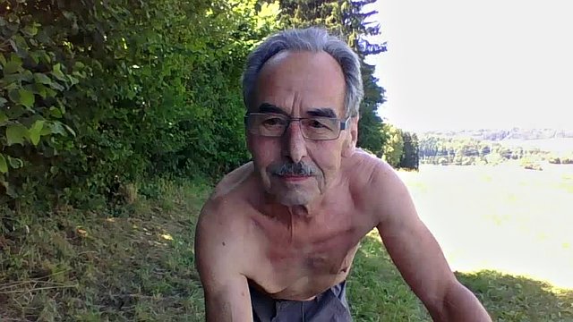 wank in the forest