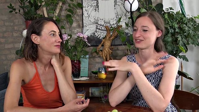 Ersties - Hot babes Zina and Lolo explore their foot fetish together