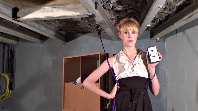 Ariel Anderssen, Spanking Machine