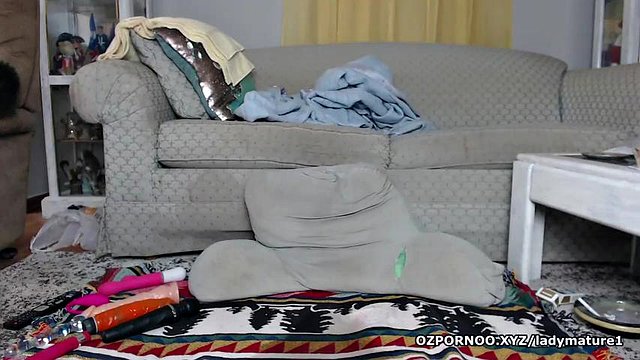 Chubby mature smoking and masturbating: Big Tits, Amateur & Bbw Porn