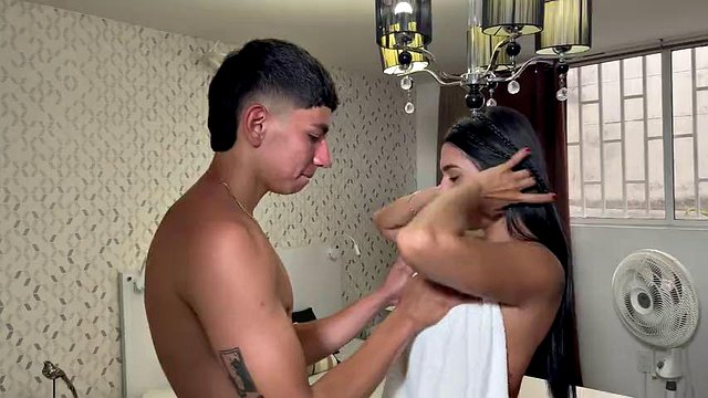 A mi vecina le gusta que le llenen la panocha de leche antes de ir a hacer ejercicio en las mañanas