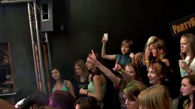 amateur babes suck male stripper cocks