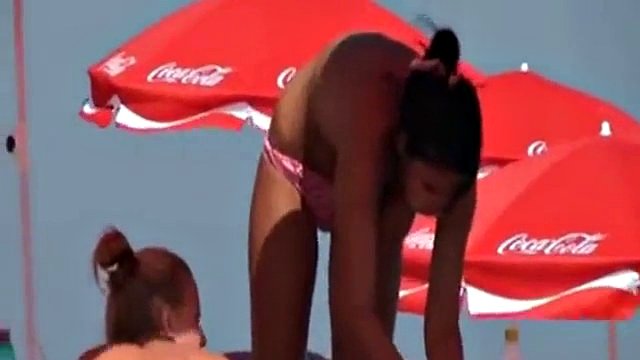 sexo en la playa con refresco