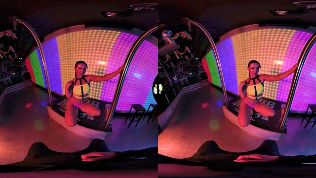 ul4dl: Blowjob, Brunette & Vr VR Porn