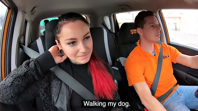 Alternative driver girl gets her pussy pounded outdoors in the car