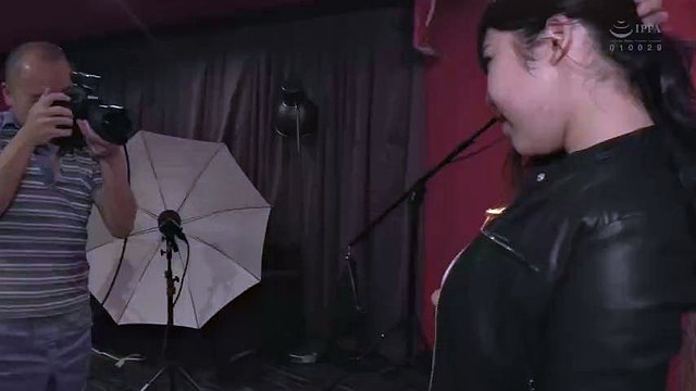 Leather pants with a hole in the crotch for sex! 4