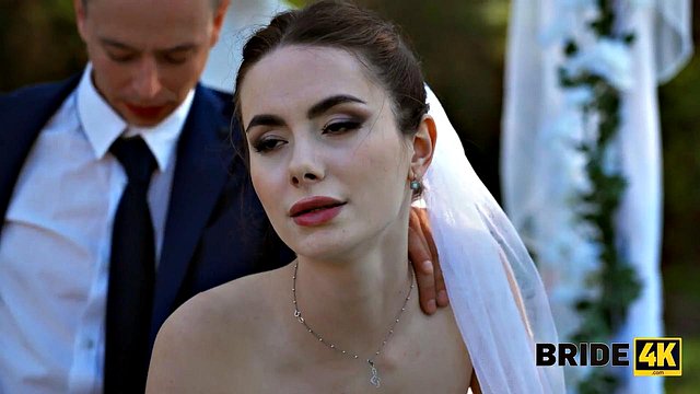 Stunning Sexy Brides Nikki Nuttz, Annie King, Scarlett Venom, Liz Ocean and Amalia Davis Del