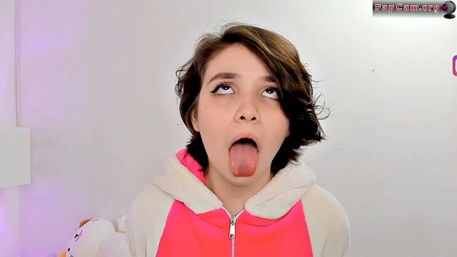 Tiny Cute Amateur Teen in sexy Lingerie Masturbating and squirting on webcam