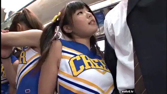 FLEXIBLE CHEERLEADERS CUTIES IN THE BUS