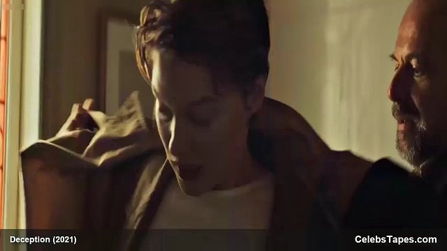 Lea Seydoux erotic scenes