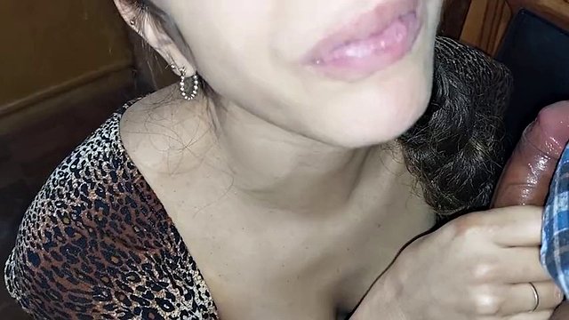 Secretary swallows my cum for a raise