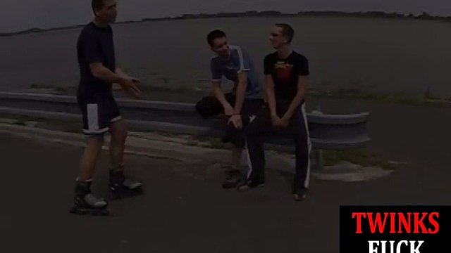 Amateur twink sucks cock in trio until cum in mouth