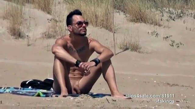 Wife cheats on the beach
