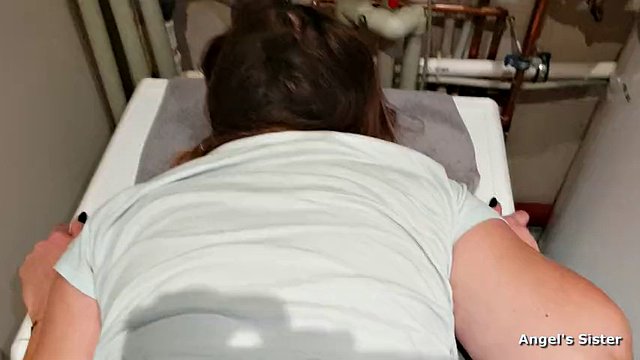 Stepsister fucked on the washing machine