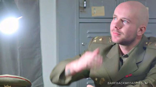 Geral Hell barebacks Young Soldier Ryan