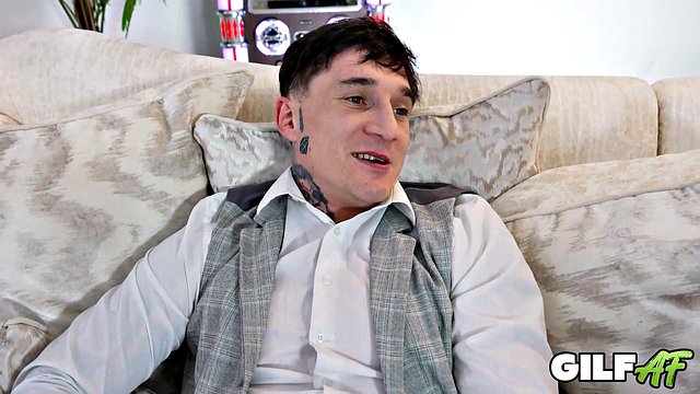 Granny Cassandra Uks Naughty Christmas Tit Cumshot