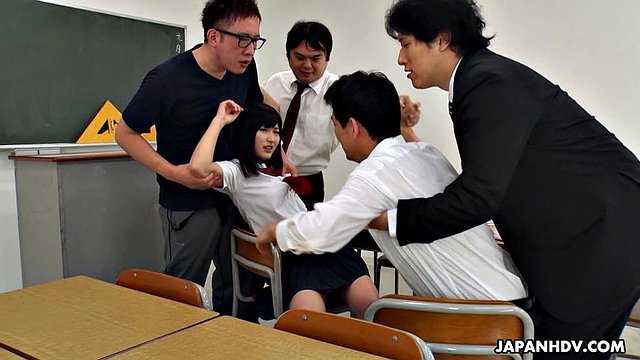 Boys Experimenting Sexuality With a Teen School Girl Maria Kotobuki