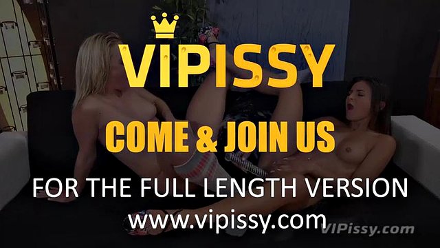Vipissy - Adele Vinna Reed - Muschi Piss