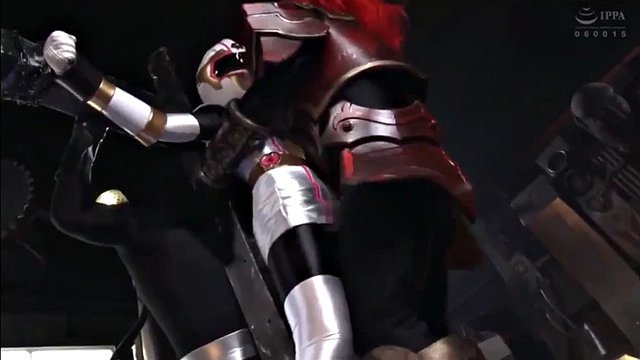 white ninja heroine defeated (eng sub)